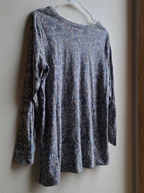 J. Jill Gray/Purple Paisley V-Neck Jersey Size Medium - Picture 12 of 15